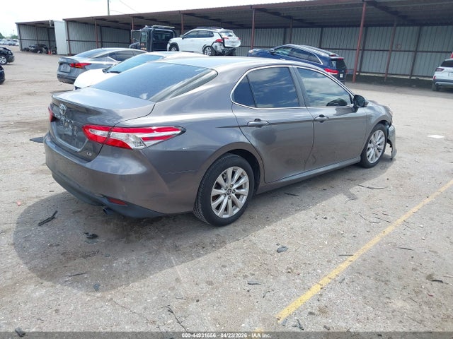 Toyota Camry Le