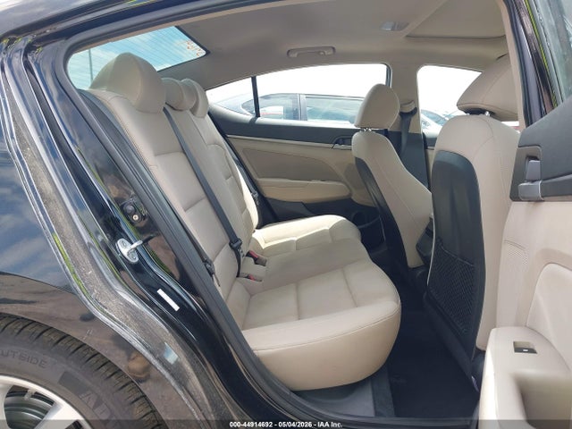 Hyundai ELANTRA Value Edition