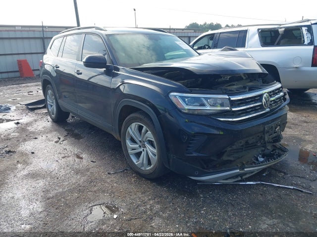 Salvage Volkswagen Atlas Image