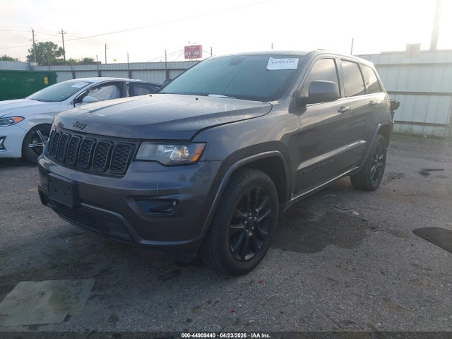 Jeep Grand Cherokee Altitude 4x4