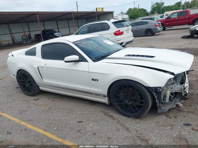 Ford Mustang Gt Premium
