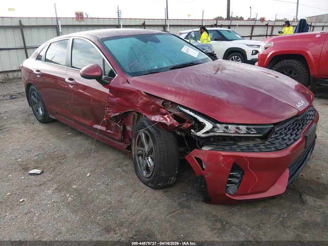 Salvage Kia K5 Image