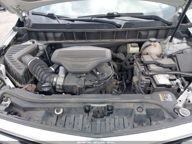 Cadillac XT5 Standard