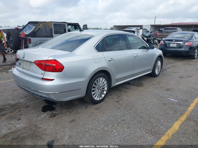 Volkswagen Passat 1.8t Se