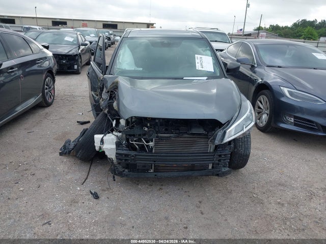 Nissan Kicks S Xtronic Cvt