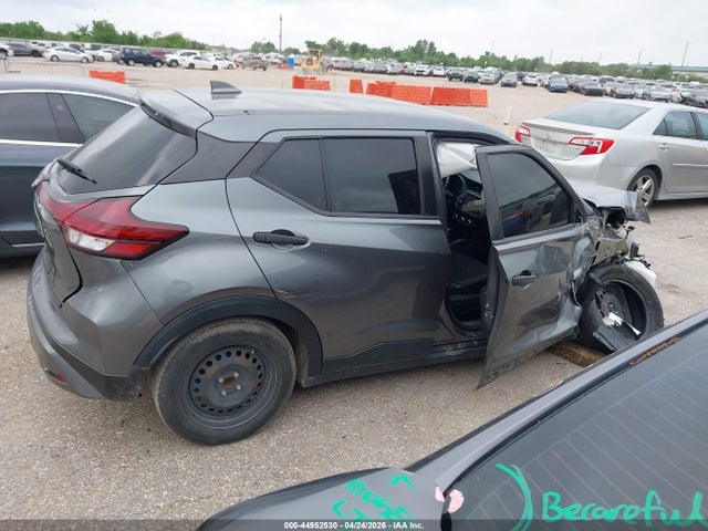 Nissan Kicks S Xtronic Cvt