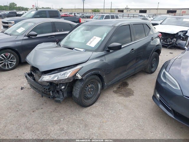 Nissan Kicks S Xtronic Cvt