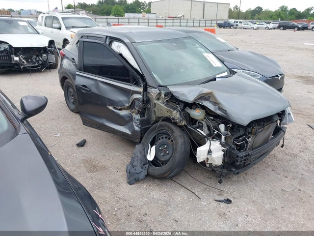 Salvage Nissan Kicks Image
