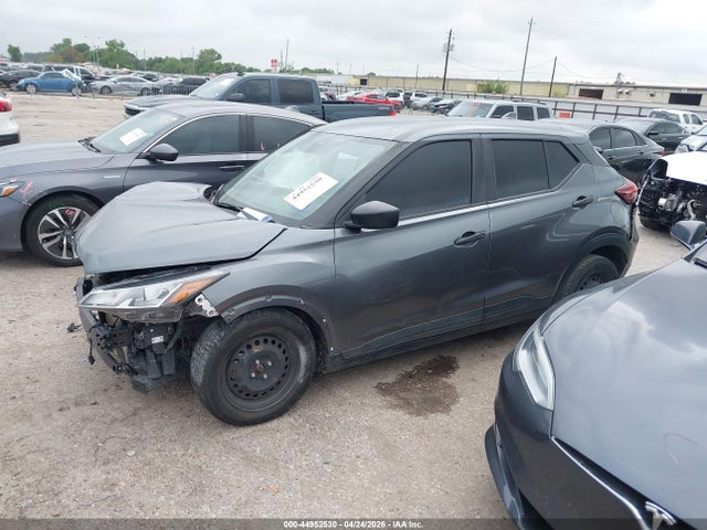 Nissan Kicks S Xtronic Cvt
