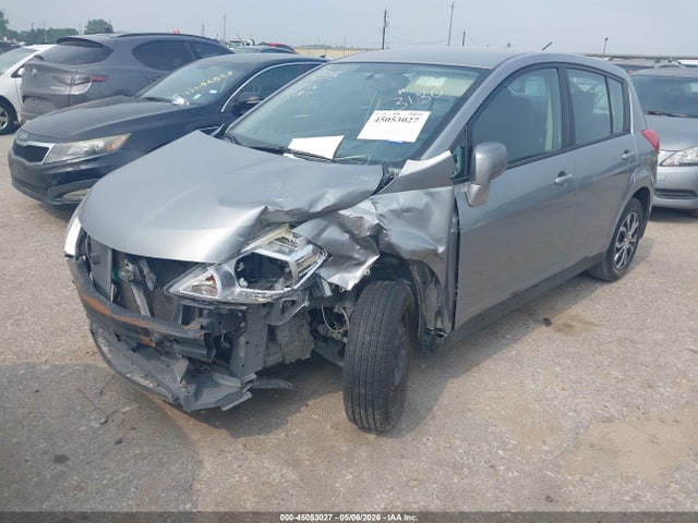 Nissan Versa 1.8 S