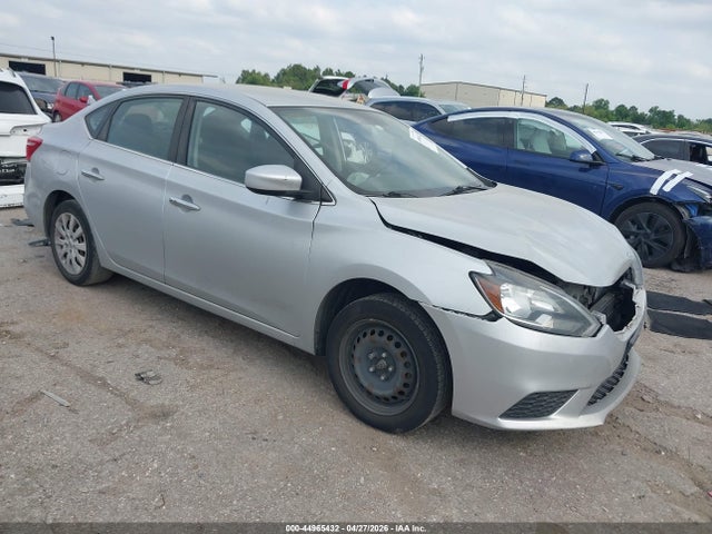 Salvage Nissan Sentra Image
