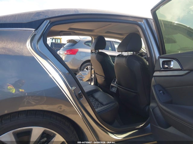 Nissan Maxima Platinum Xtronic Cvt