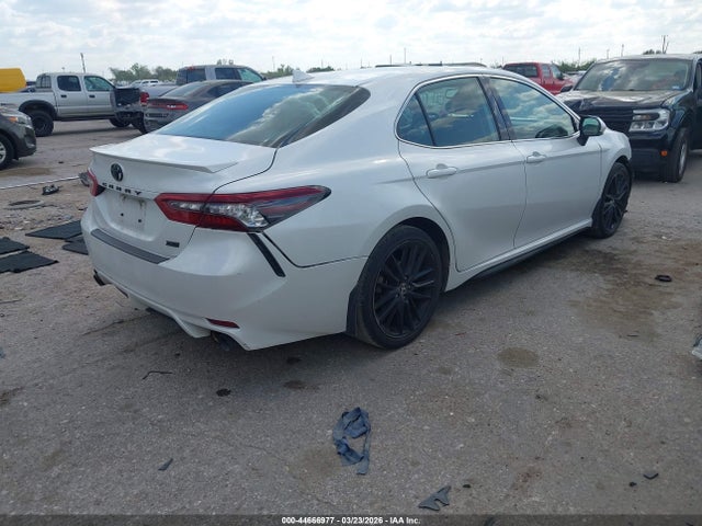 Toyota Camry Xse