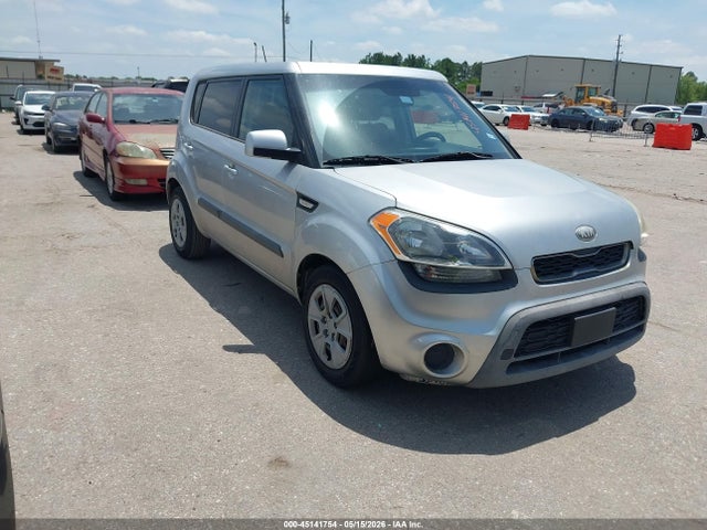 Salvage Kia Soul Image