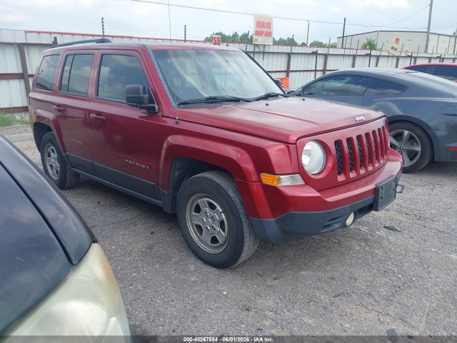 Salvage Jeep Patriot Image