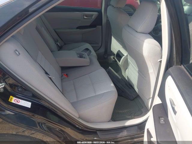 Toyota Camry Le