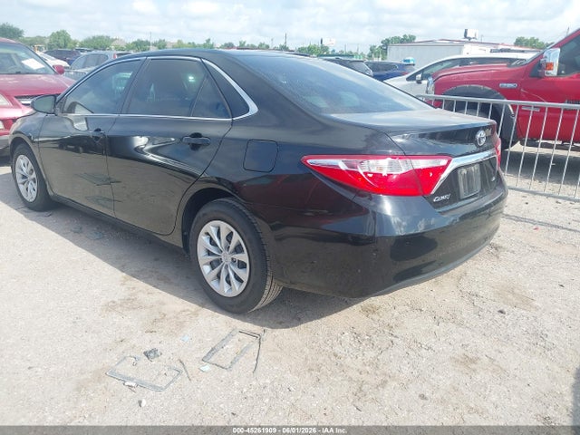 Toyota Camry Le