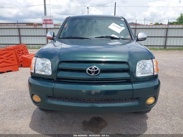 Toyota Tundra Limited V8