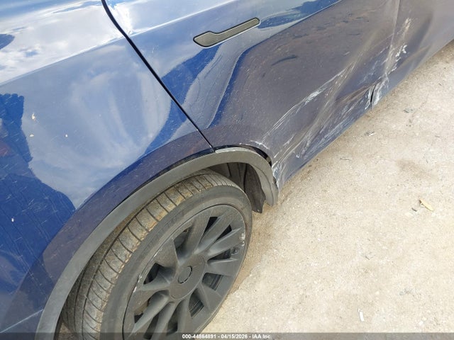 Tesla Model Y Long Range Dual Motor All-wheel Drive