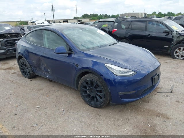 Salvage Tesla Model Y Image