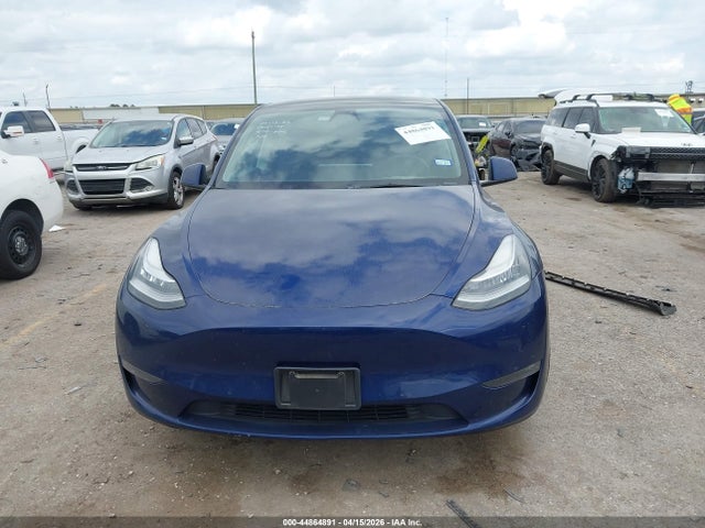 Tesla Model Y Long Range Dual Motor All-wheel Drive