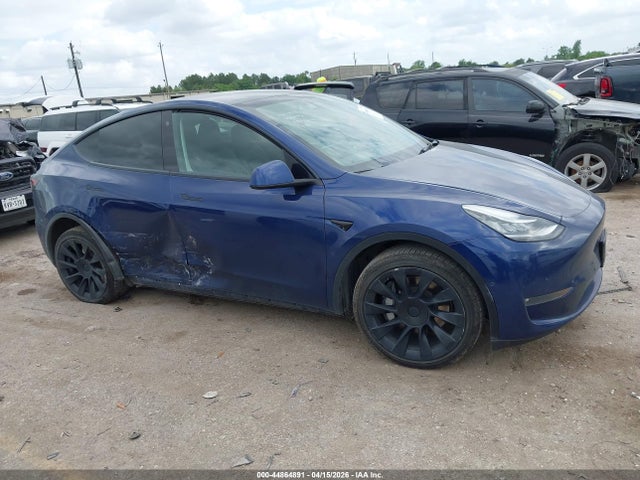 Tesla Model Y Long Range Dual Motor All-wheel Drive