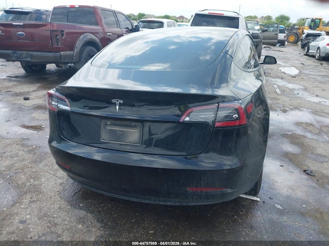 Tesla Model 3 Standard Range Plus Rear-wheel Drive