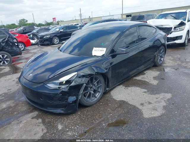 Tesla Model 3 Standard Range Plus Rear-wheel Drive