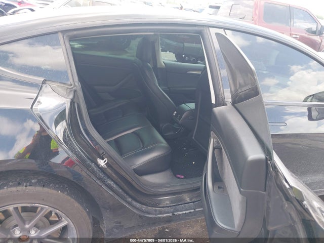 Tesla Model 3 Standard Range Plus Rear-wheel Drive