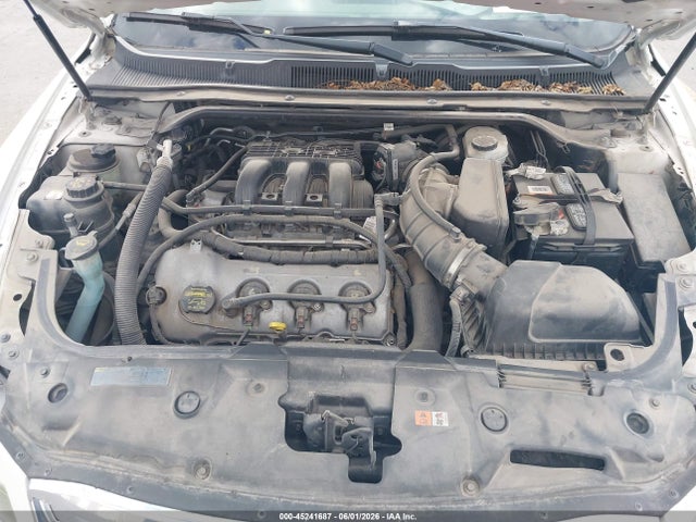 Ford Taurus Se