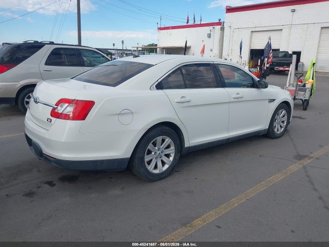 Ford Taurus Se