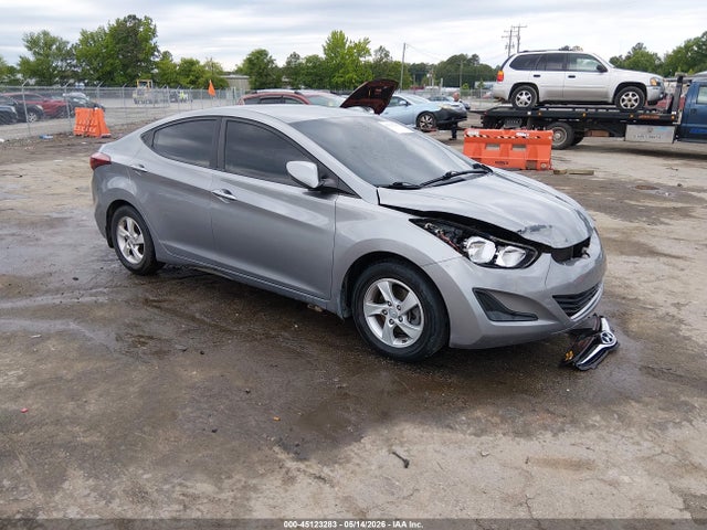 Salvage Hyundai ELANTRA Image