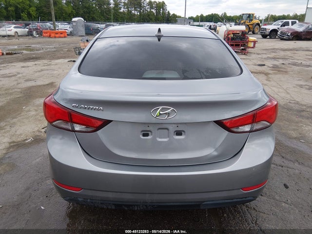 Hyundai ELANTRA Se
