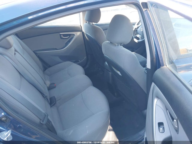 Hyundai ELANTRA Se