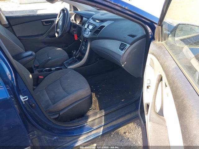 Hyundai ELANTRA Se