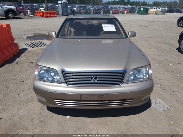 Lexus LS