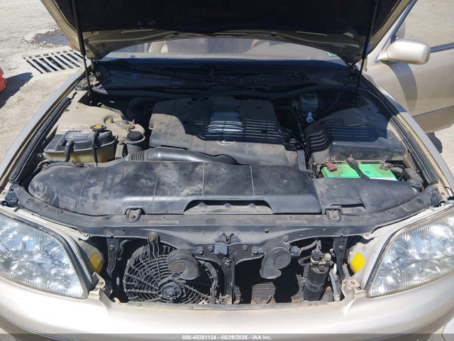 Lexus LS