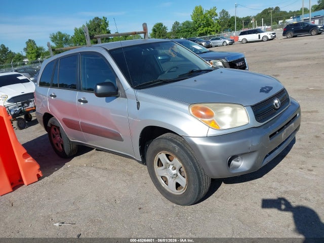 Salvage Toyota RAV4 Image
