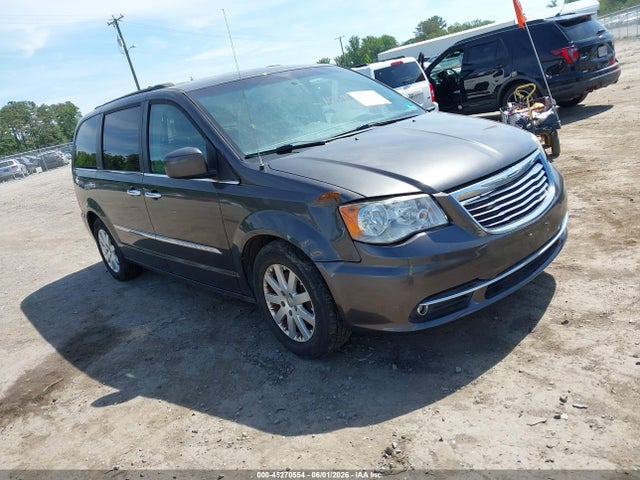 Salvage Chrysler Town & Country Image