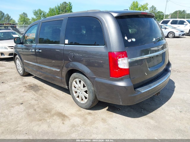 Chrysler Town & Country Touring