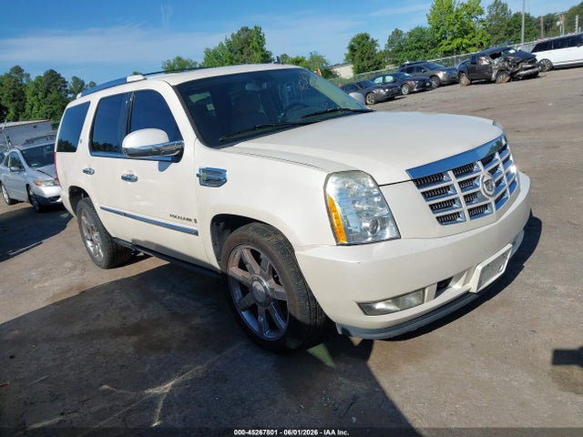 Salvage Cadillac Escalade Image