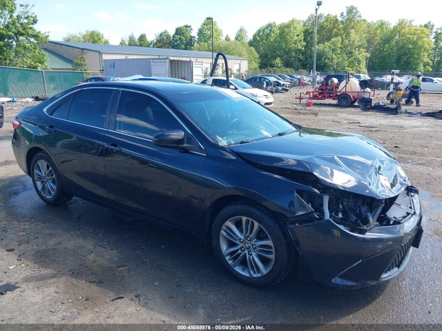 Salvage Toyota Camry Image