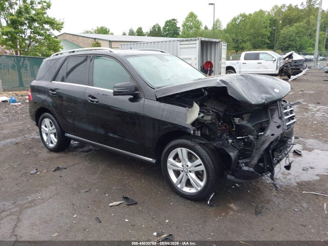 Salvage Mercedes-Benz M-Class Image
