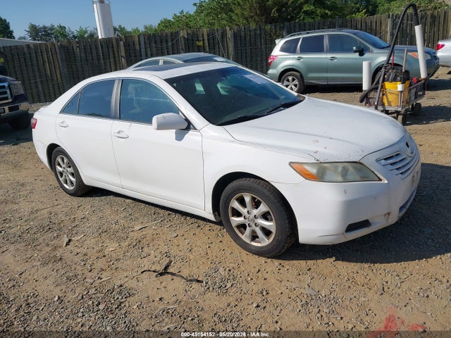 Salvage Toyota Camry Image