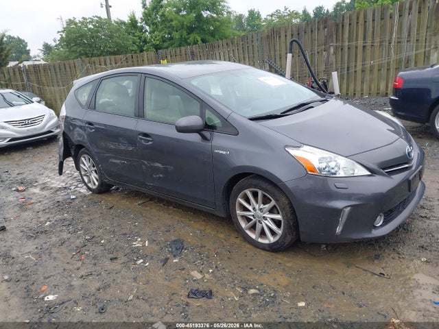 Salvage Toyota Prius v Image