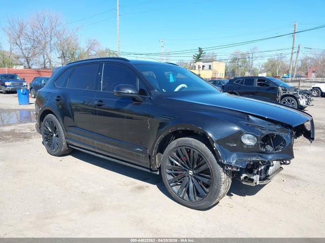 2021 Bentley Bentayga SJAAR2ZVXMC******
