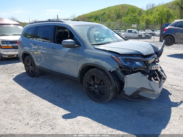 Salvage Honda Pilot Image