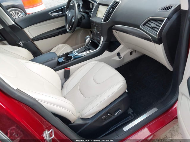 Ford Edge Titanium