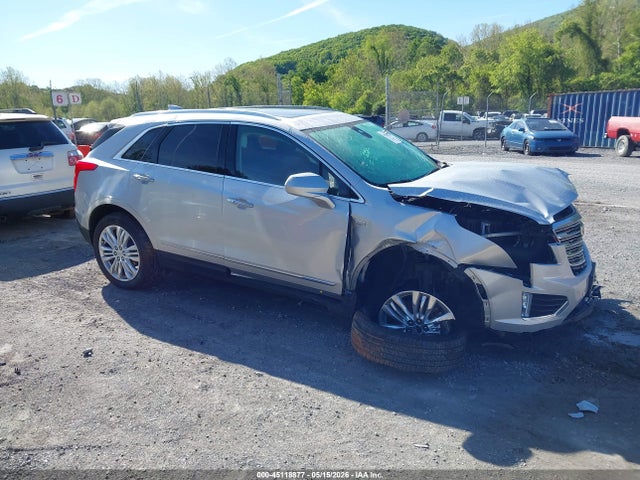 Salvage Cadillac XT5 Image