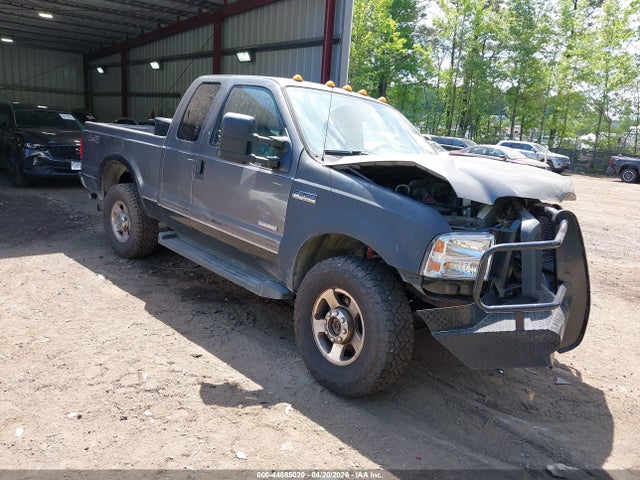 Salvage Ford F-250 Image